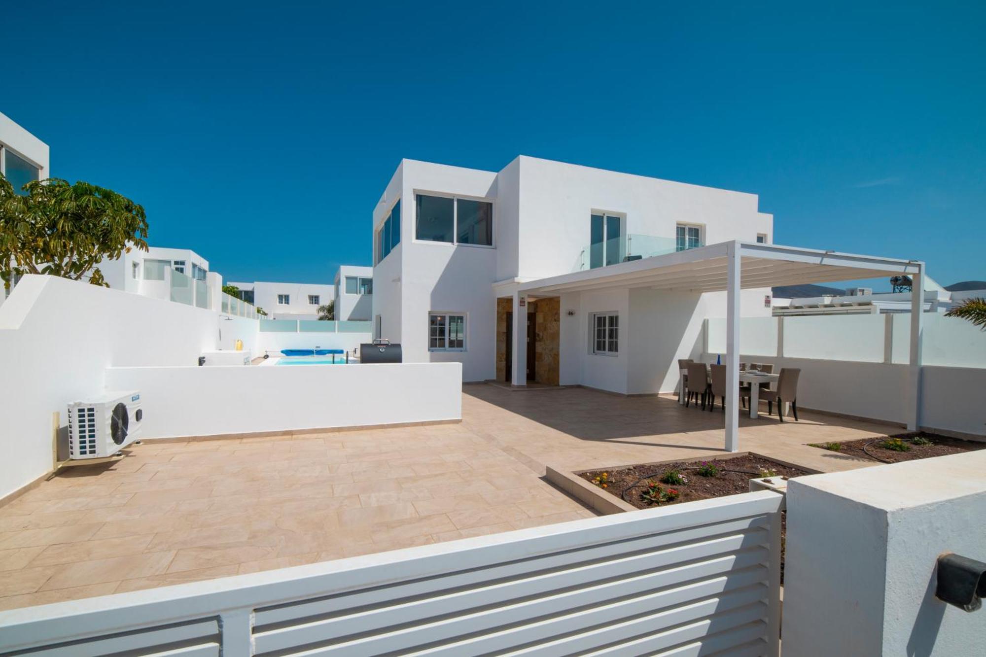 Villa Ocean Wave - Sea Views - Private Pool Playa Blanca  Bagian luar foto