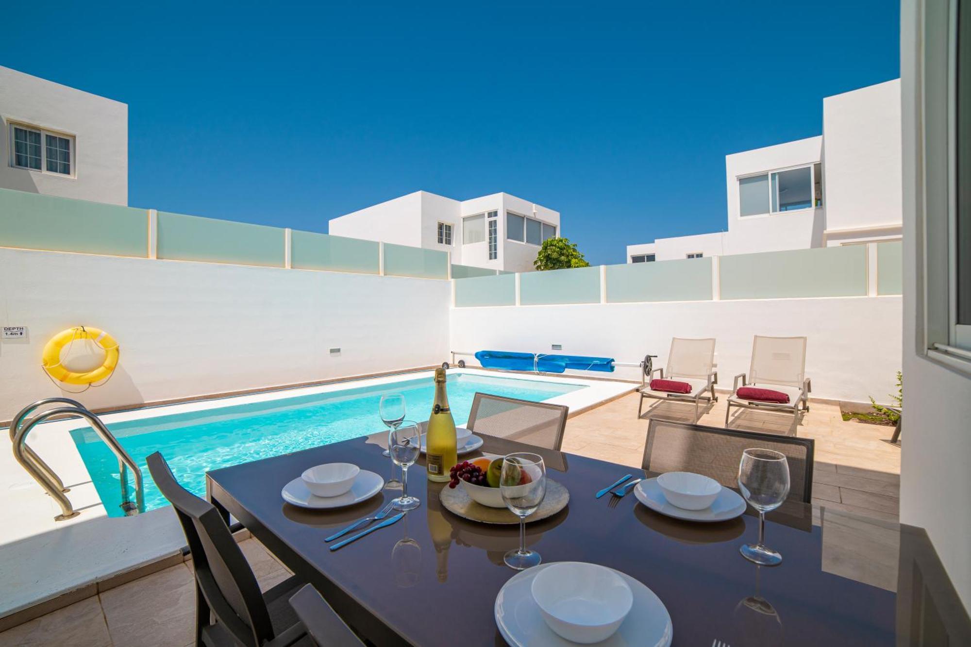 Villa Ocean Wave - Sea Views - Private Pool Playa Blanca  Bagian luar foto